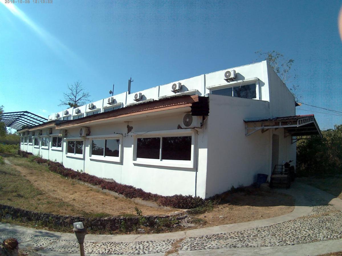 Nirwana Buton Villa Baubau Exterior foto